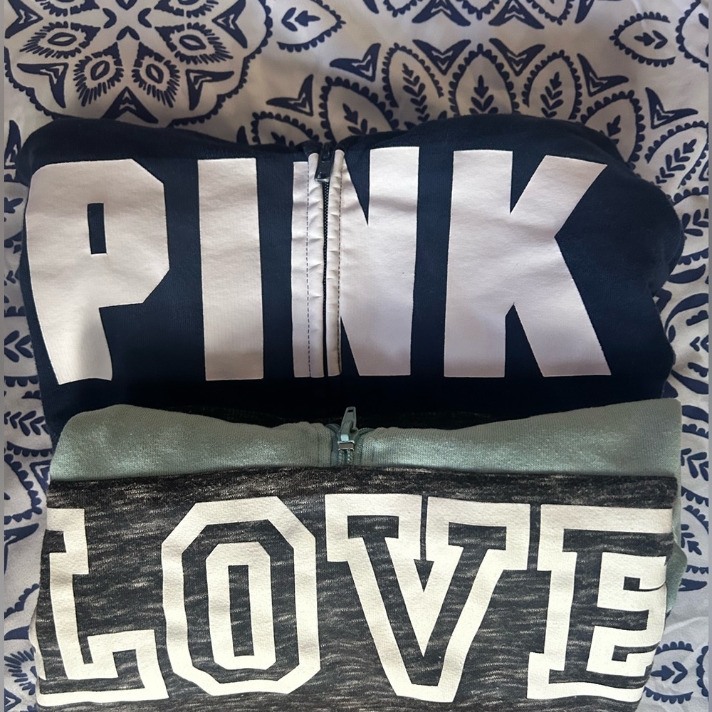 2 Graphic Sweaters